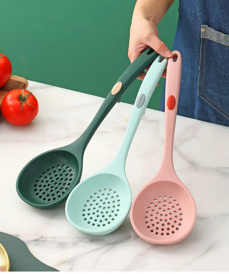 Non-Stick Kitchen Pot with Built-in Strainer & Scoop