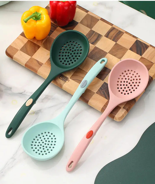 Non-Stick Kitchen Pot with Built-in Strainer & Scoop